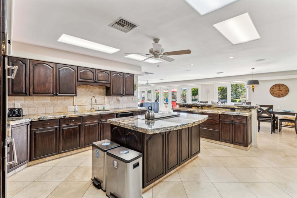 Large kitchen to cook a family meal