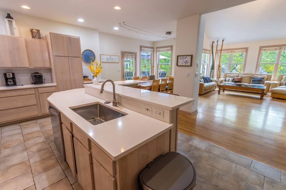 Second Level | Kitchen