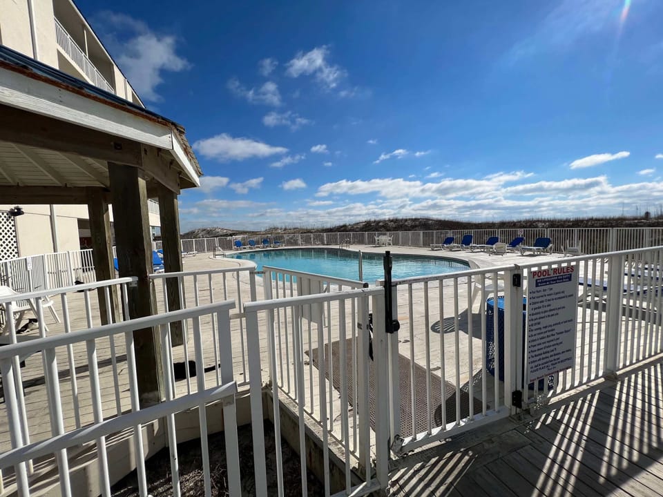 Gulf-Front Pool