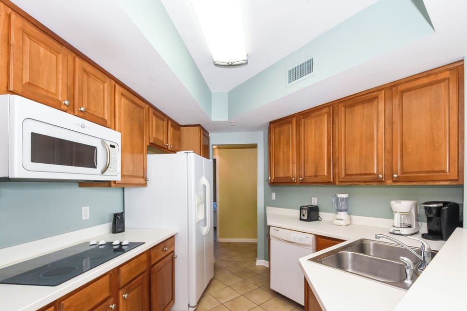 Silver Beach Towers West 1103 - Fully Equipped Kitchen
