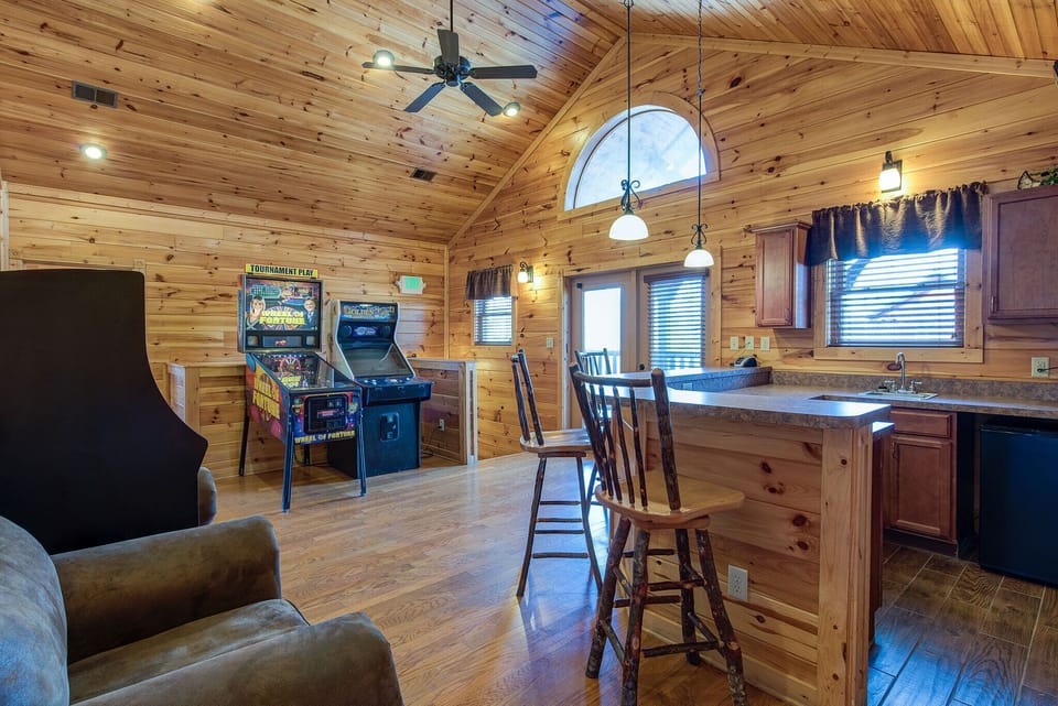 2nd Game Room, Third Floor – Features arcade machines and a kitchenette.
