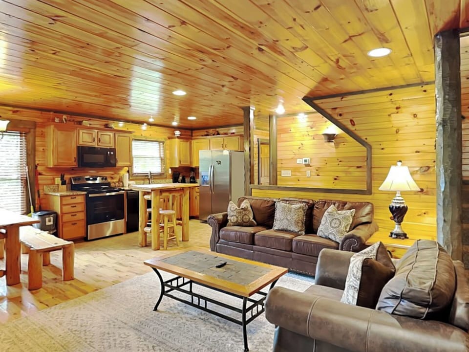 Spacious and Welcoming Layout