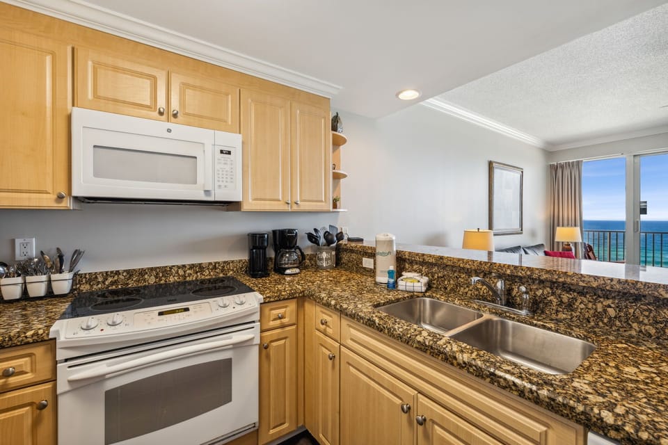 Fully Stocked Kitchen
