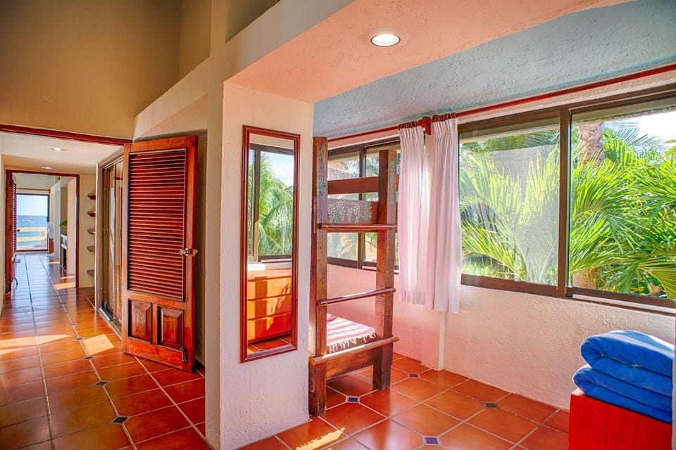 Main bedroom with bunk bed