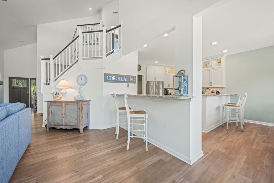 Kitchen Bar Counter - Entry Level