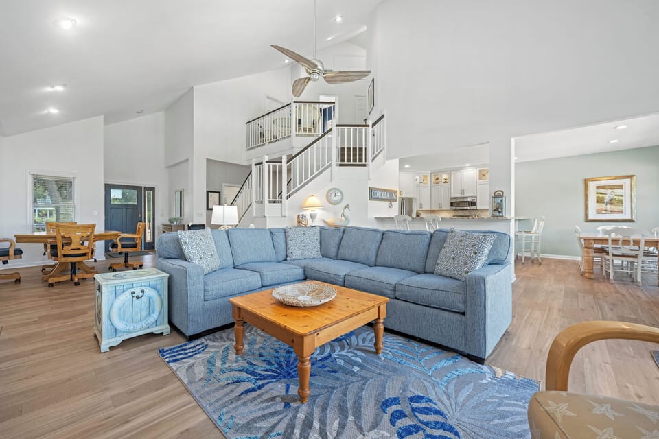 Living Area - Entry Level