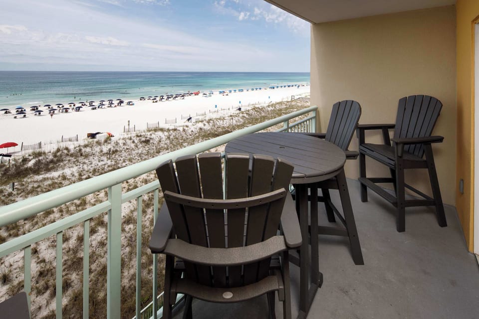 Direct gulf views from the private balcony