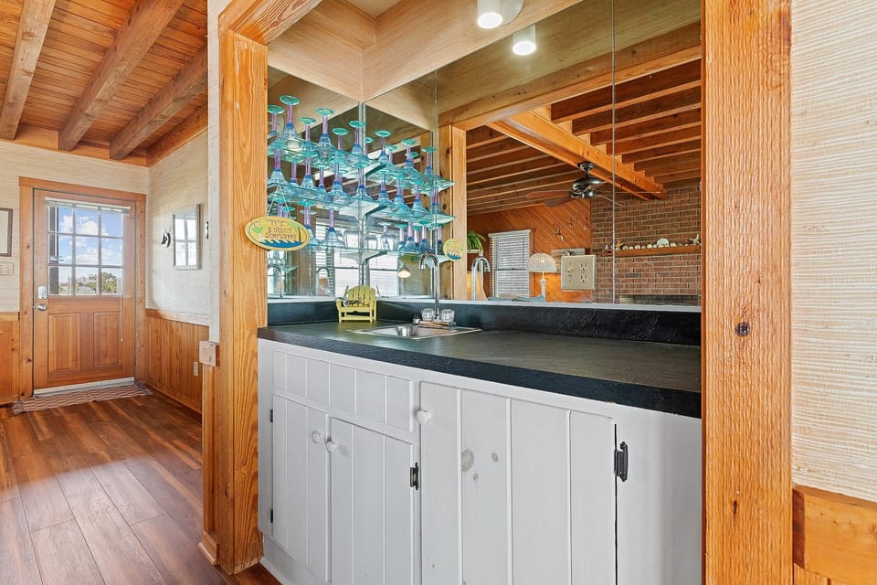 Wet Bar - Entry Level