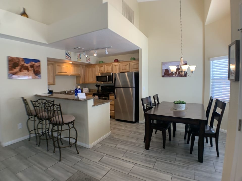 Kitchen/Dining