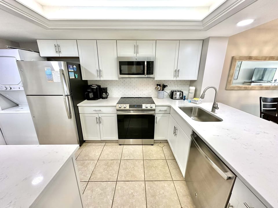 Fully stocked kitchen