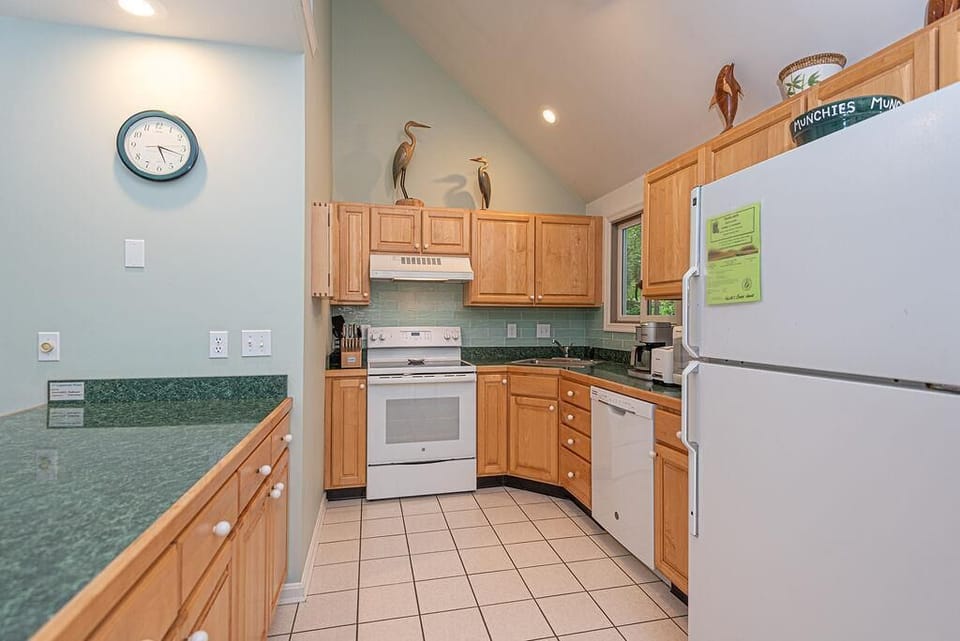 Kitchen, View 2