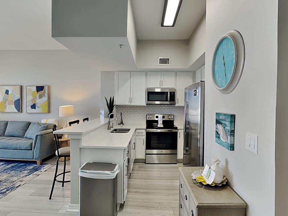 Fully Equipped Kitchen with Stainless Steel Appliances