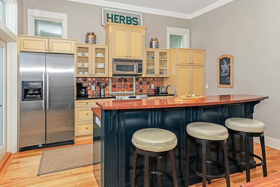 Kevin's Heaven - Grayton Beach - Second Floor - Kitchen/Bar Area