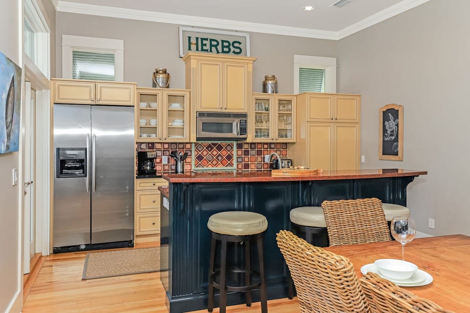 Kevin's Heaven - Grayton Beach - Second Floor - Kitchen/Bar Area