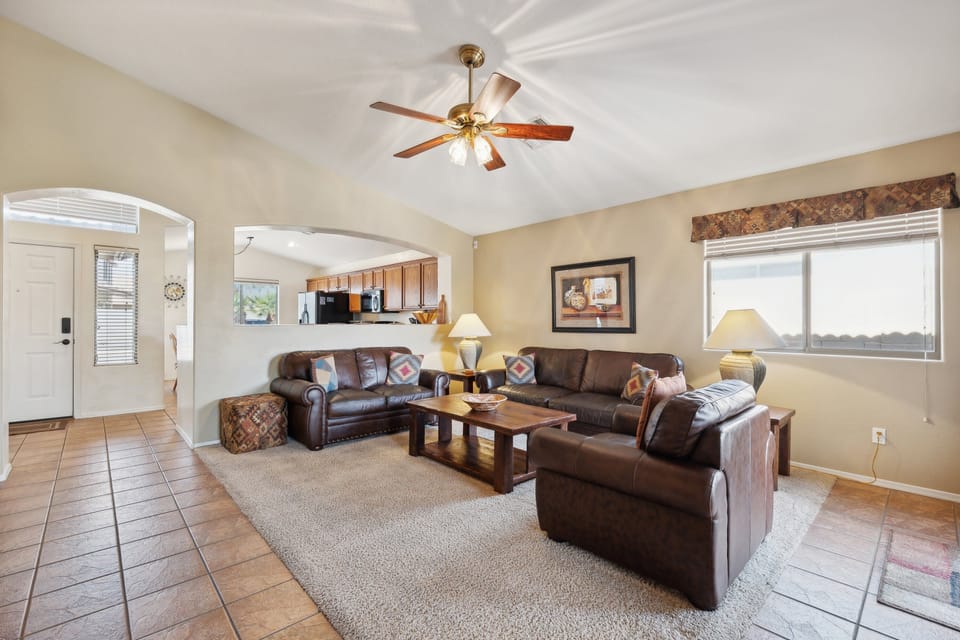 Central Living Room with Leather Sofa Set