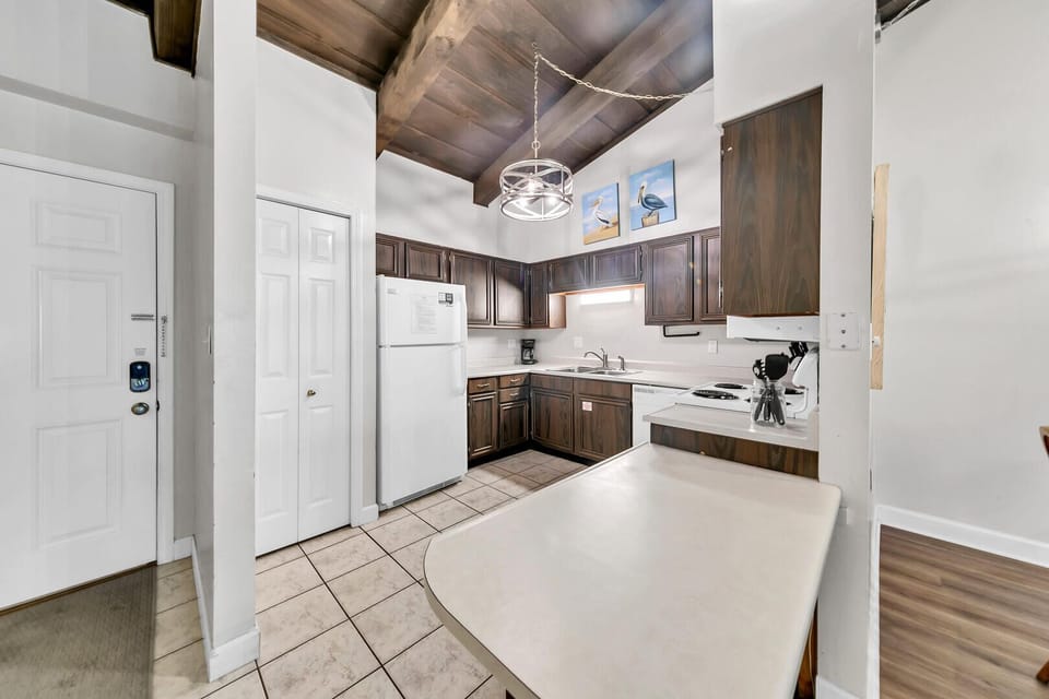 Fully Equipped Kitchen With Cooking Supplies