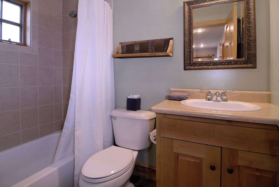 Full bath downstairs