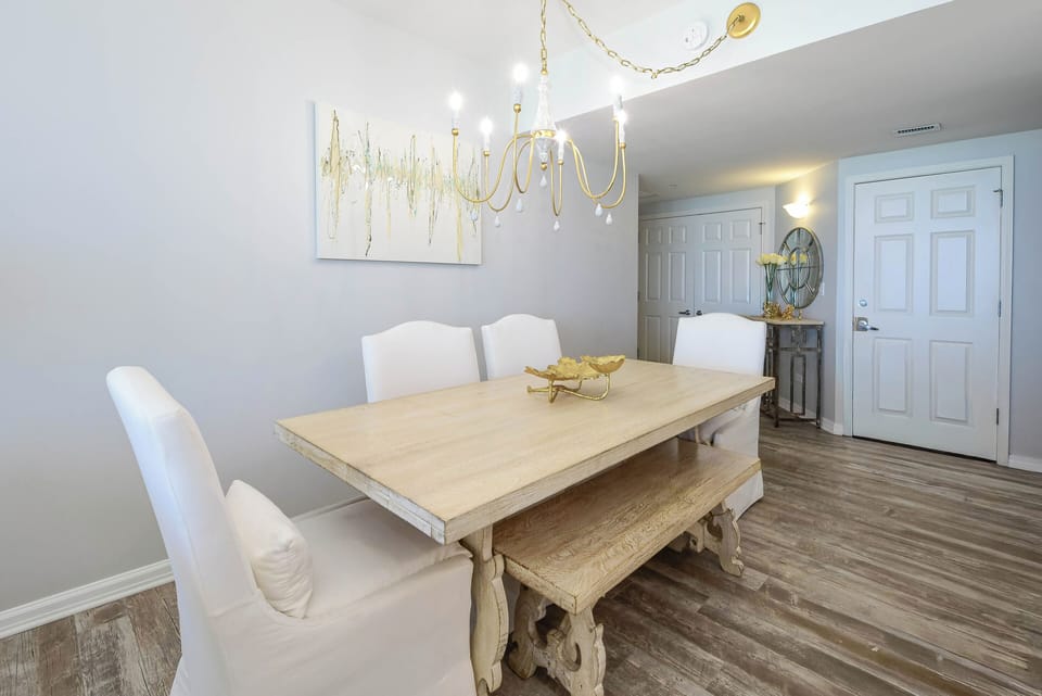 Silver Shells St. Croix 1004- Dining Area