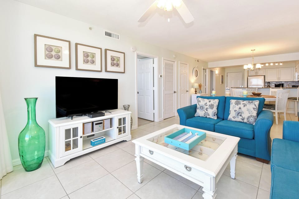 Pelican Beach Resort 2016- Living Area with TV