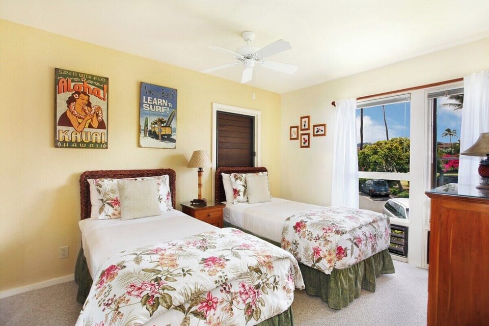 Guest Bedroom Second Floor - Manualoha 206