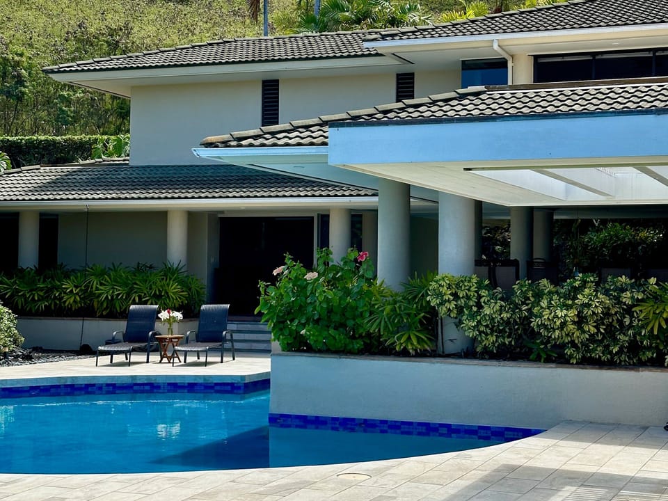Welcome to Keauhou Estates 8 - Halele'a