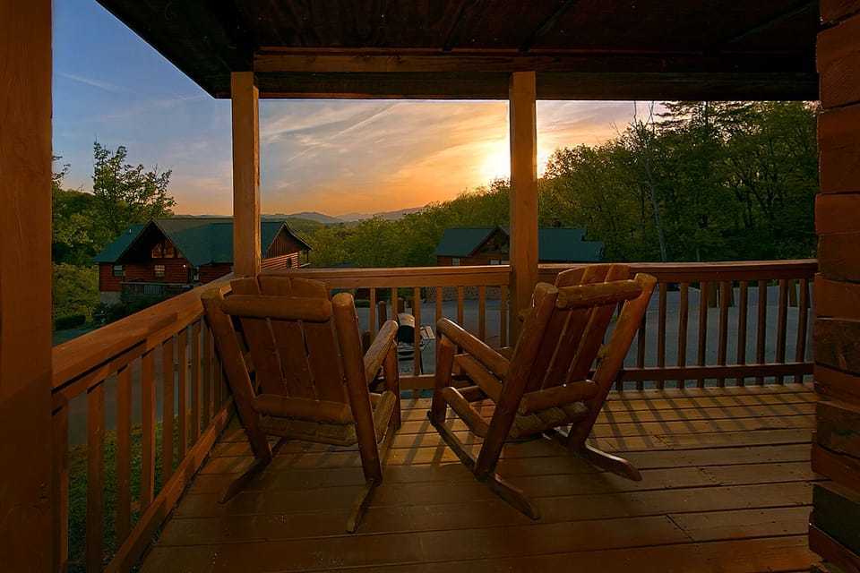 Time to Rock! - This luxury cabin rental has everything your family or group of friends could ever ask for in a Smoky Mountain Resort Cabin. If you will be visiting Dollywood on your trip, this cabin has easy access to the #1 attraction in Tennessee.