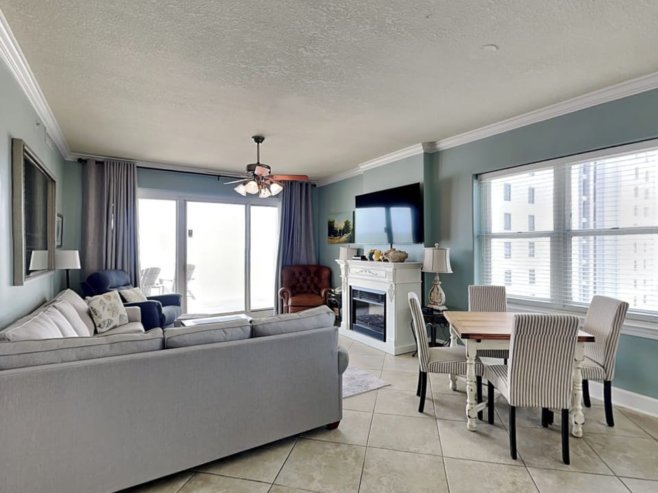 Living and Dining Area