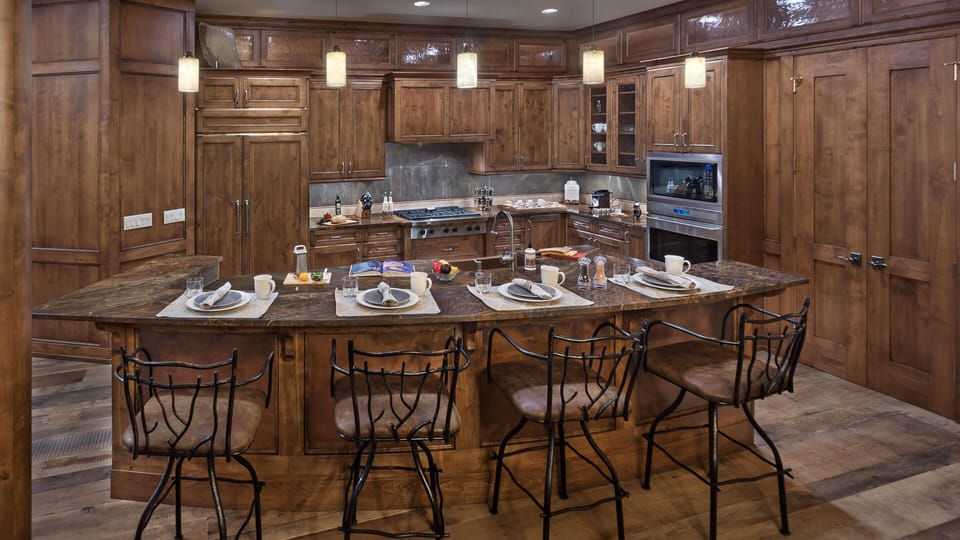 Gourmet Kitchen, Upper Level