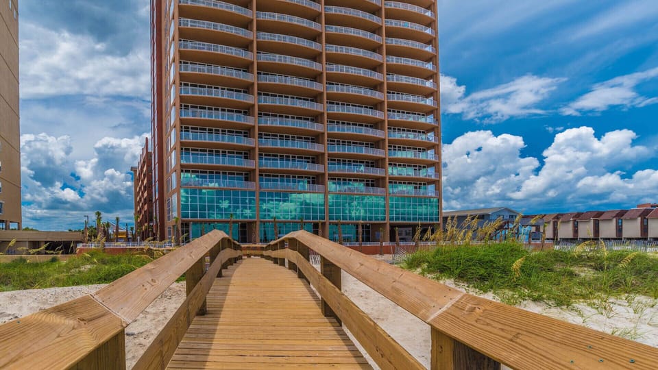 Phoenix Gulf Shores Beachfront!