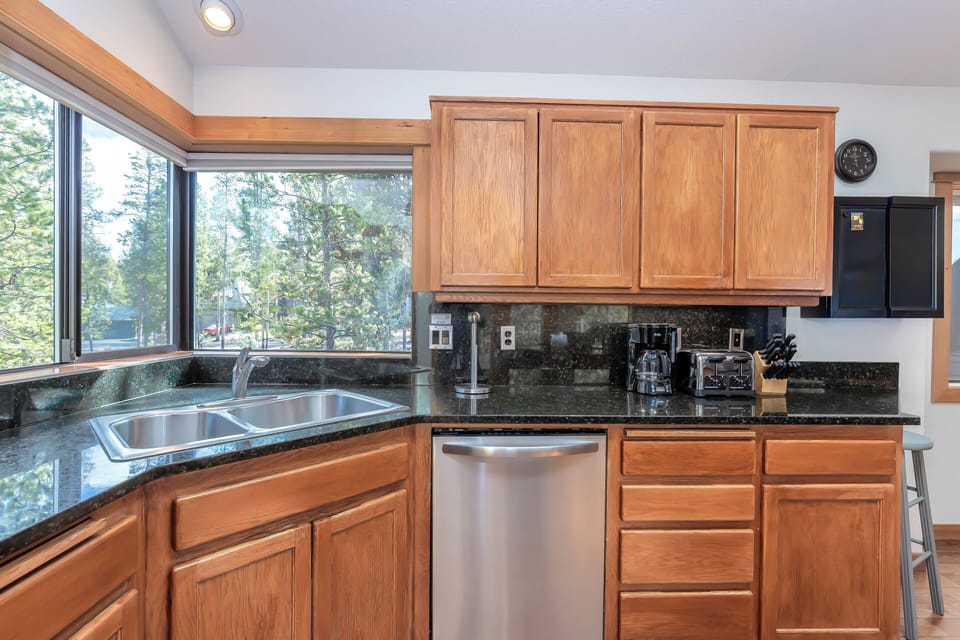 Kitchen - Main Level