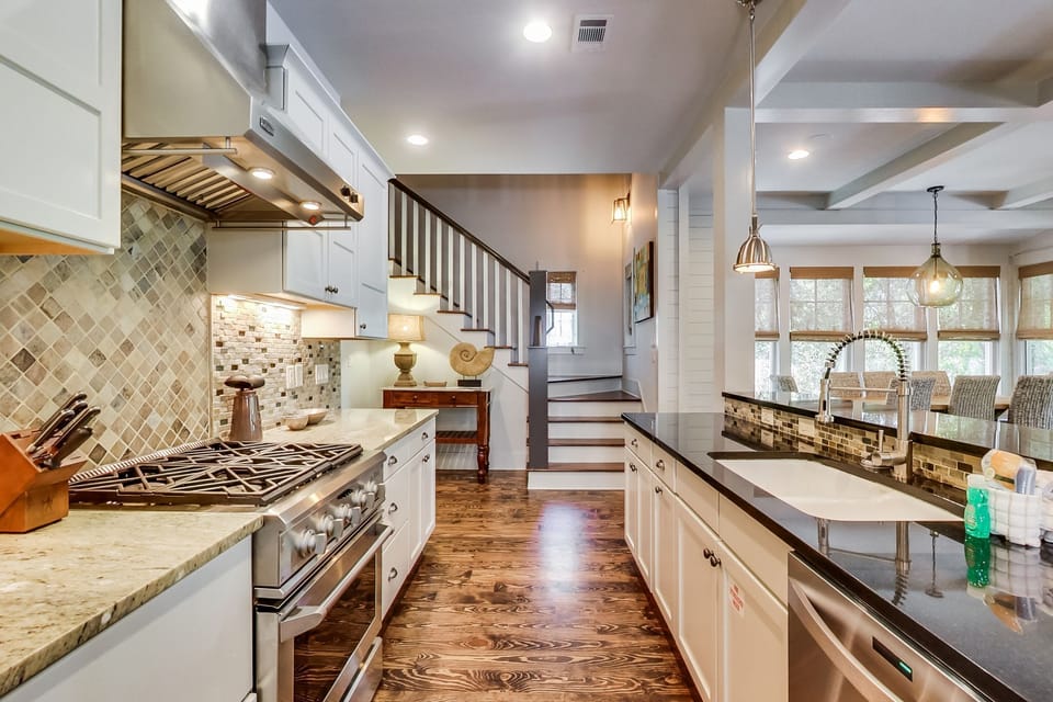 First Floor: Kitchen