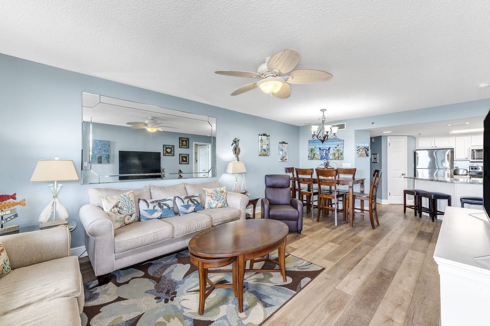 Large open floor plan offers plenty of comfortable seating complete with a Sofa Sleeper.