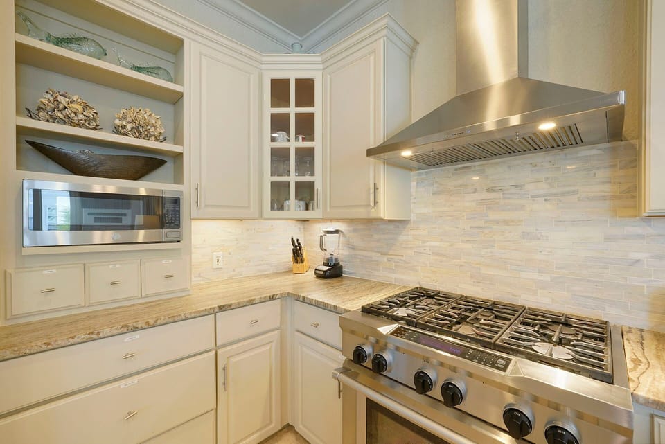 Just the Ticket - Luxury Destiny by the Sea Vacation Rental House with Community Pool and Near Beach - Five Star Properties Destin/30A