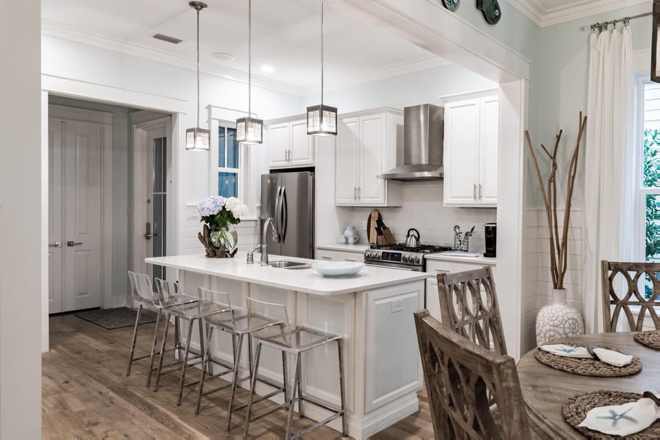 First Floor: Kitchen