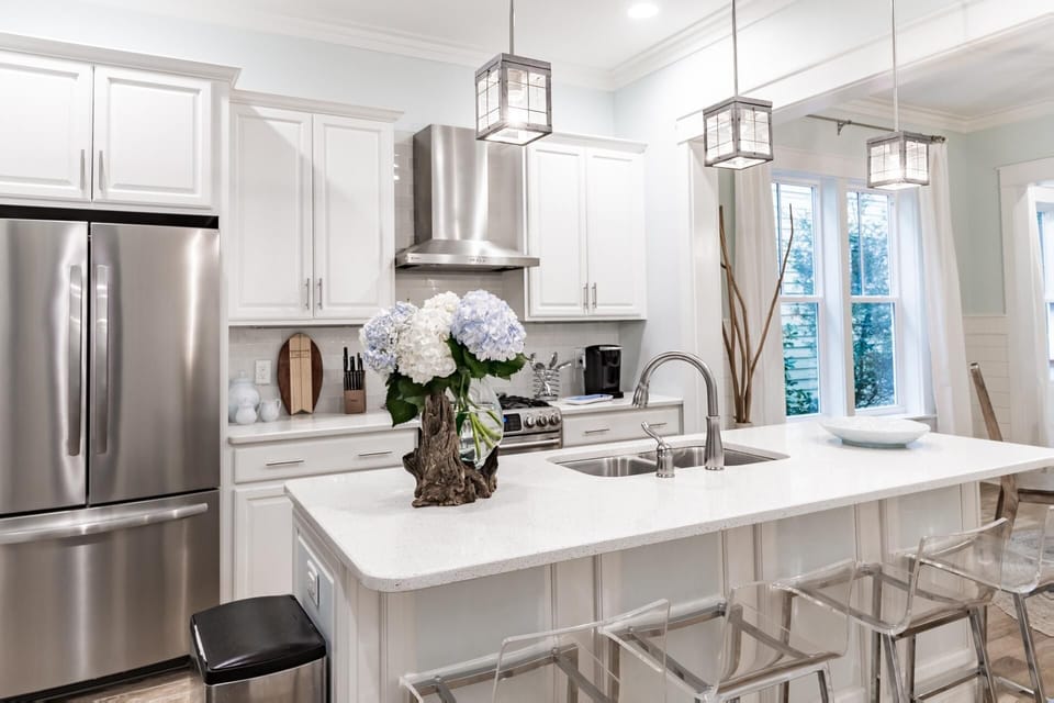 First Floor: Kitchen
