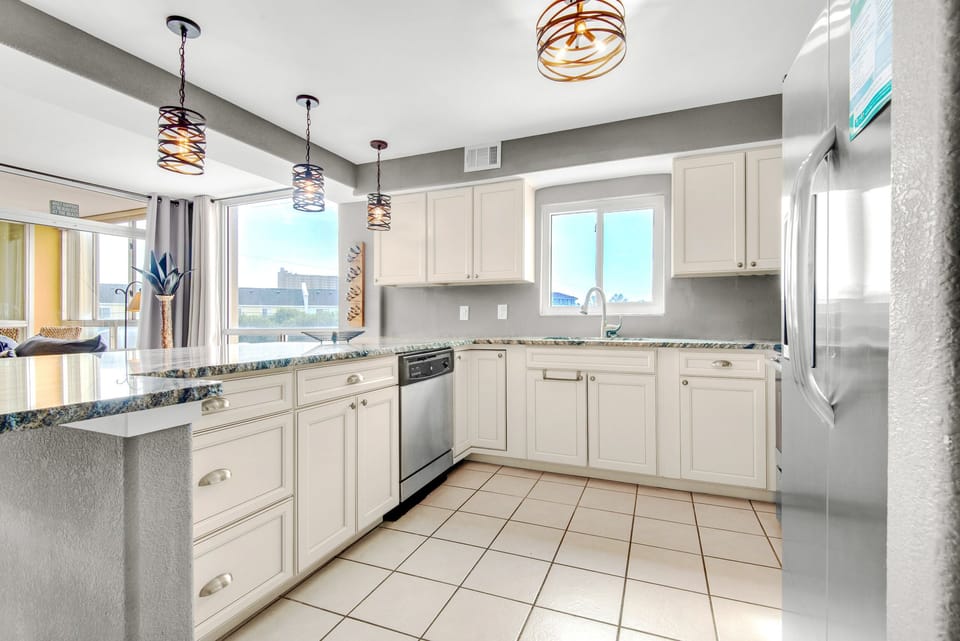 Plenty of space in this Kitchen
