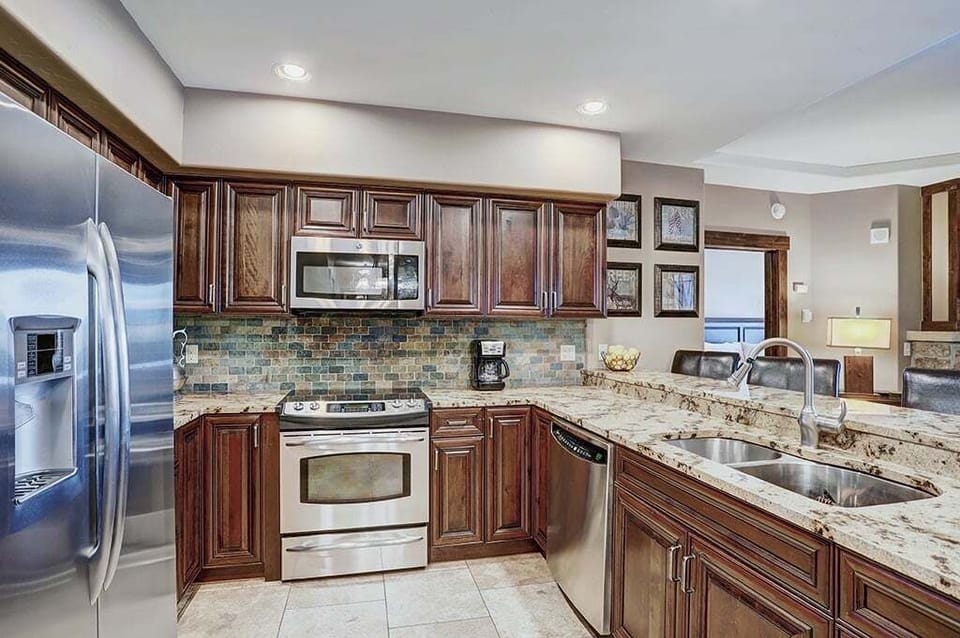 Kitchen - Crystal Peak Lodge 7304 - Breckenridge Vacation Rental