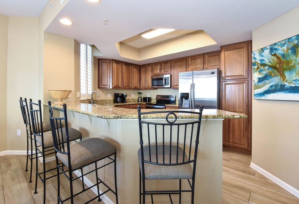 Silver Beach Towers West 1406 - Breakfast Bar