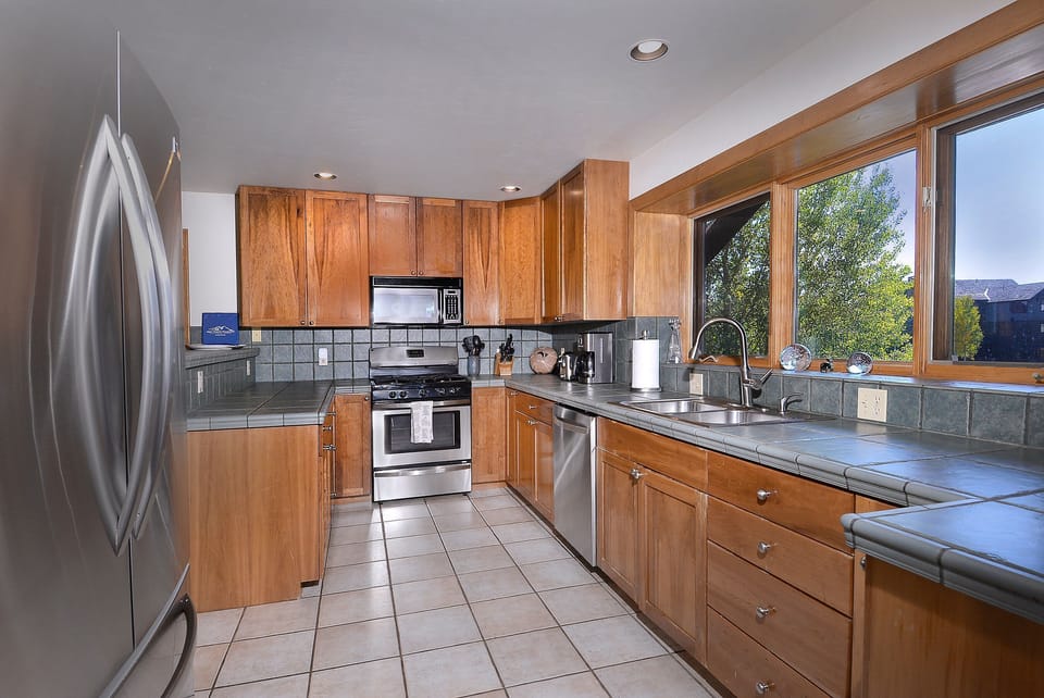 Spacious kitchen