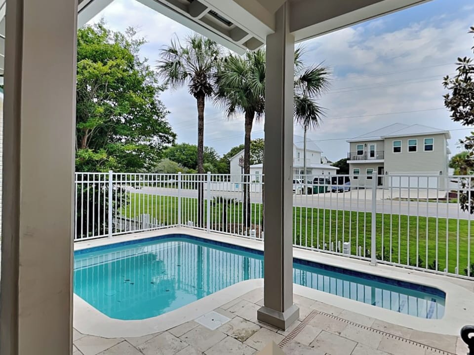 Private Pool