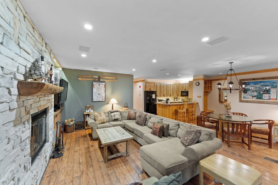 Living area with flat screen TV and gas fireplace