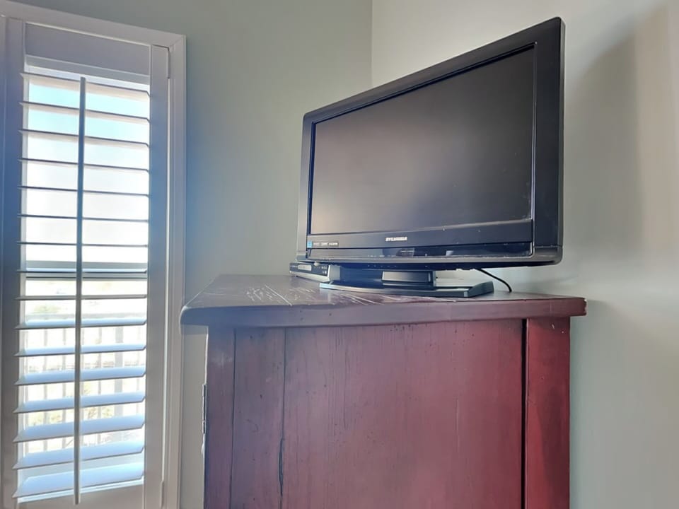 Second Bedroom - TV