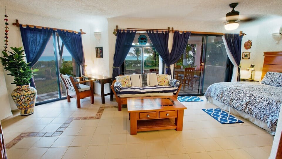 Master Bedroom with king bed - Seven Seas condo 3, 2 bedroom South Akumal beach vacation rental