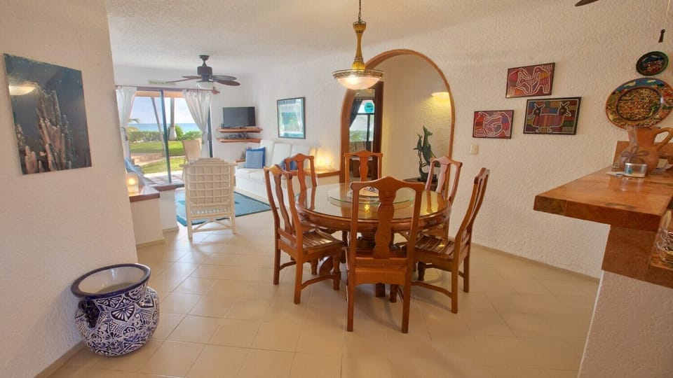 Dining Area - Seven Seas condo 3, 2 bedroom South Akumal beach vacation rental