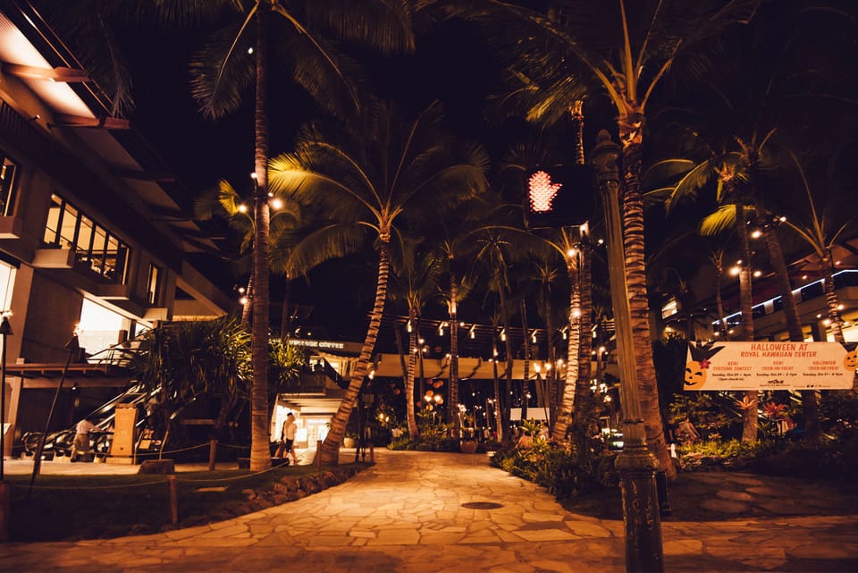 Luxury Shopping at the Royal Hawaiian Center