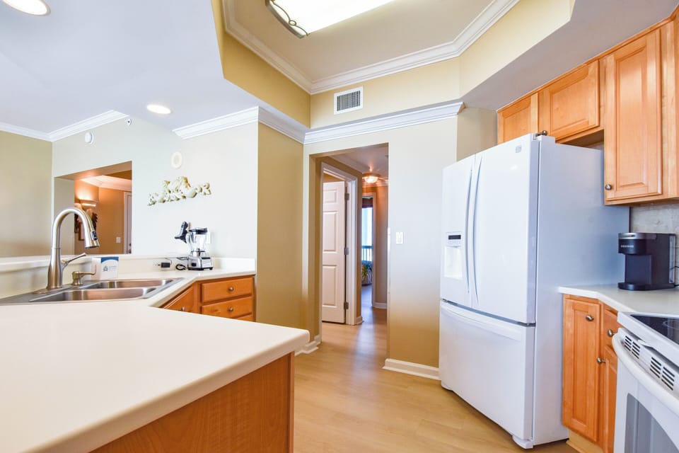 Silver Beach Towers East 704 - Kitchen