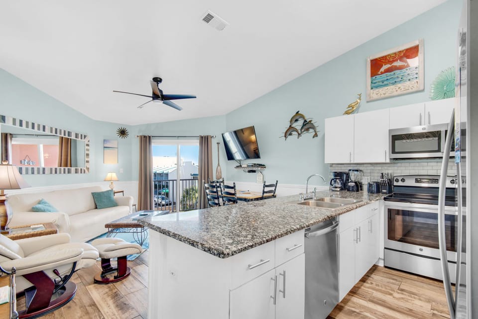 Kitchen to living room