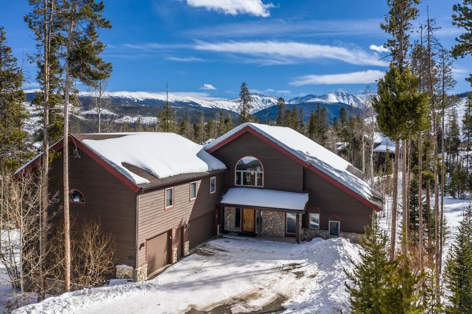 Welcome to Trout Creek Lodge