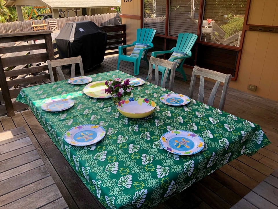 Front Porch dining