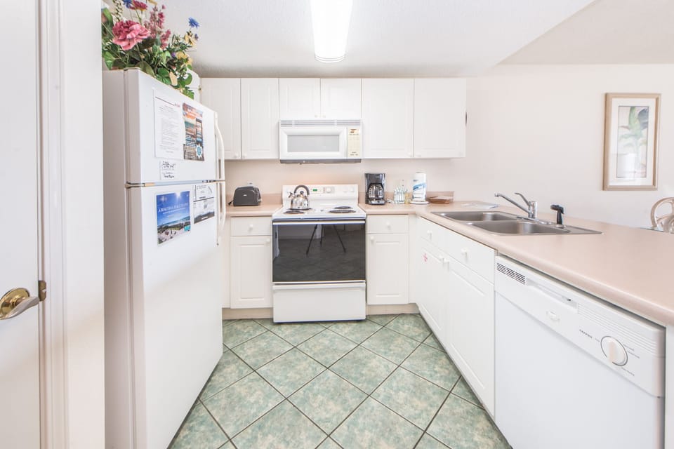Spacious kitchen